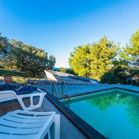 Kula Villa *