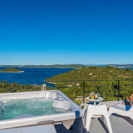 Kula Villa Dragove